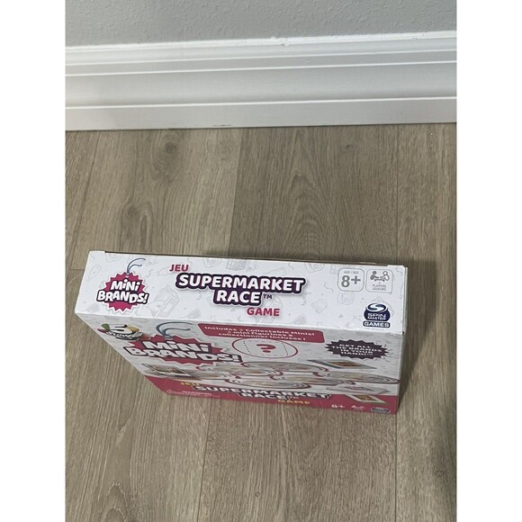 NEW 5 Surprise Mini Brands Jeu Supermarket Race Game Zuru Spin Master 2 player - Picture 7 of 7